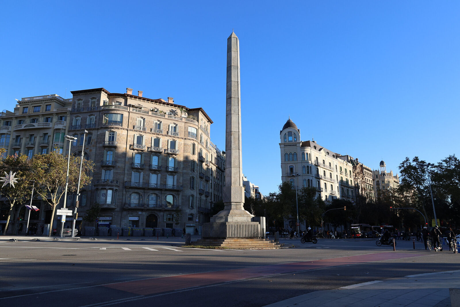 54953941578 694815226b k